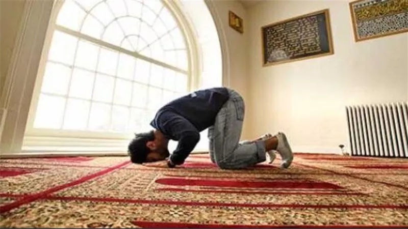 موعد صلاة العشاء اليوم الثلاثاء 5 نوفمبر في القاهره وباقي المحافظات 