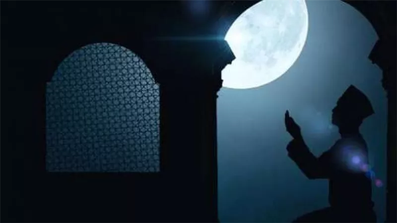 موعد اذان العشاء اليوم الاثنين 4-11-2024 بتوقيت القاهرة والمحافظات