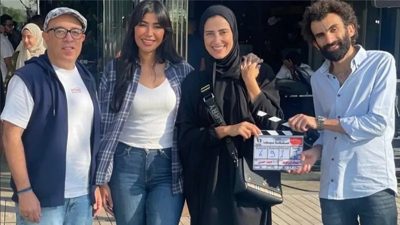 حنان مطاوع وفريق صفحة بيضا يكشفون كواليس المسلسل.. تحضيرات مثيرة وأجواء جديدة