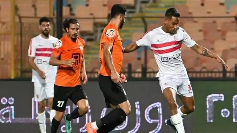 مباراة الزمالك والبنك الأهلي.. الكشف عن محادثة محمد عادل مع حكم الـVAR