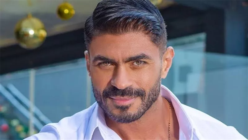 خالد سليم.. أصيب بورم في أحباله الصوتية وله حكايات مثيرة مع التنمر والسحر 