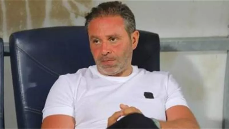 حازم إمام يصعد الموقف بعد تسريبات الفار المثيرة في مباراة الزمالك والبنك الأهلي
