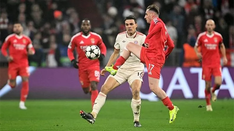 دوري الأبطال.. تعادل سلبي بين بايرن ميونخ وبنفيكا في الشوط الأول