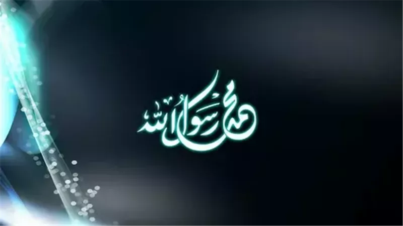 فضل الصلاة على النبي.. تحيي القلوب وتفتح أبواب الخير