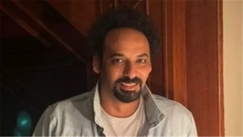 وفاة والدة الفنان أحمد محارب الشهير بـ دوجلاس.. تعرف على مكان الجنازة 