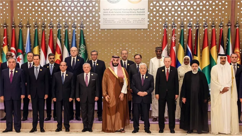 القمة العربية الإسلامية.. الأسد وبن سلمان يدعوان إلى وقف المجازر ودعم القضية الفلسطينية