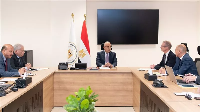 وزير الري يبحث تعزيز التعاون مع مؤسسة DHI  لمواجهة تحديات ندرة المياه