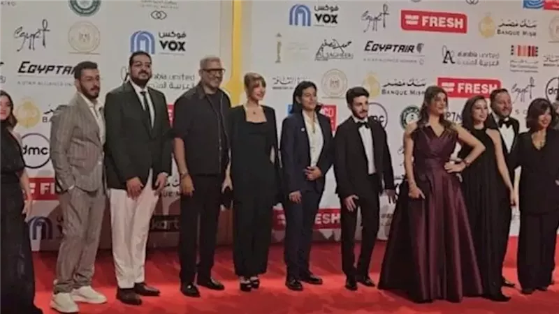 هاني عادل يساند زوجته دياموند بو عبود في مهرجان القاهرة السينمائي