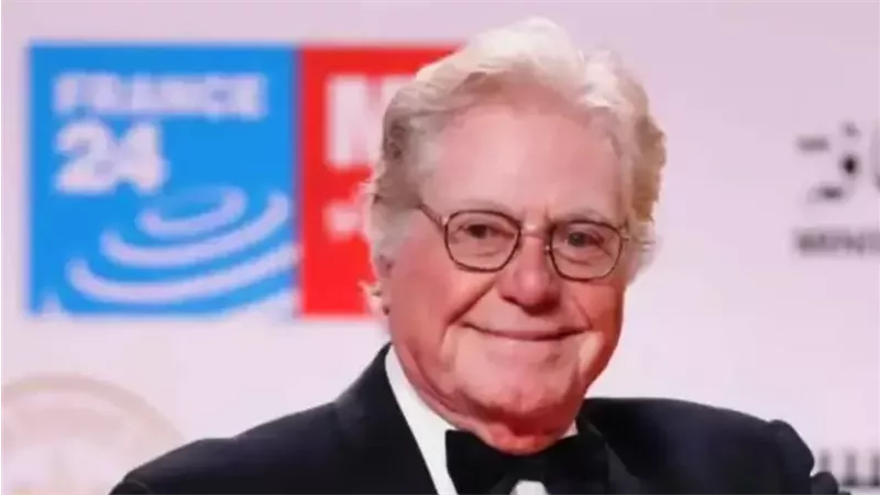 حسين فهمي يوضح تكريم أحمد عز ويرد على منتقديه بمهرجان القاهرة السينمائي 