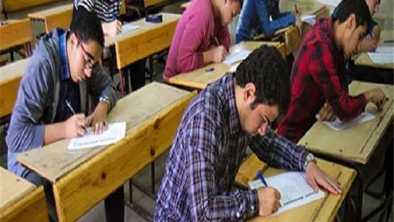 تعرف على مواعيد امتحانات الترم الأول للمدارس والجامعات 2025
