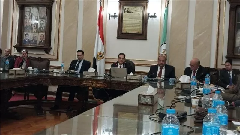 كارت ذكي للطلاب وافتتاح 500500.. رئيس جامعة القاهرة يطرح خطة التطوير المستقبلية