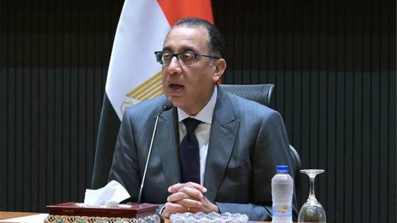 خطة الحكومة لتسوية أعباء الصادرات واستئناف إنتاج الغاز بنهاية 2025