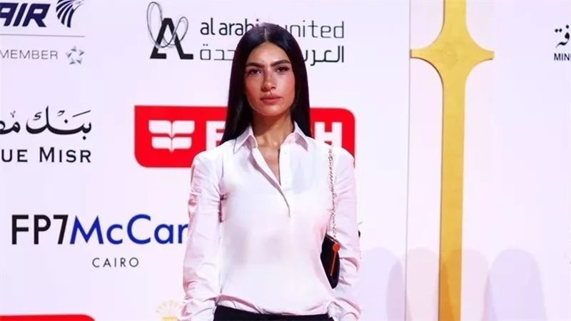 هدي المفتي تتصدر التريند بظهورها في مهرجان القاهرة السينمائي