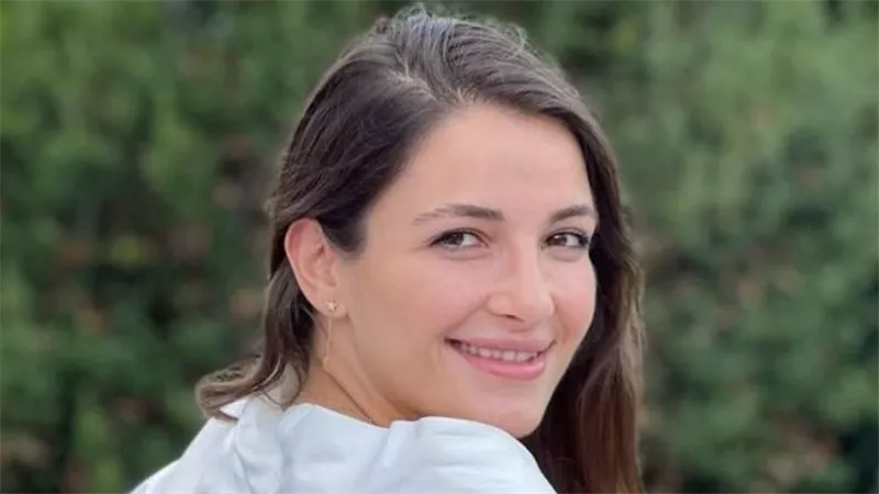وزارة الصحة تغلق عيادة ابنة الفنانة أصالة.. إيه الحكاية؟