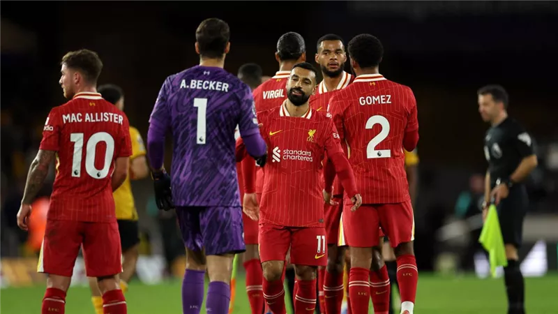 جيرونا يفرض التعادل السلبي علي ليفربول في الشوط الأول بدوري الأبطال 