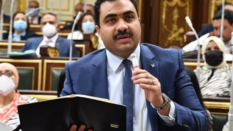 عاجل ..تأجيل امتحانات شهر نوفمبر بتحرك برلماني.. إليك التفاصيل