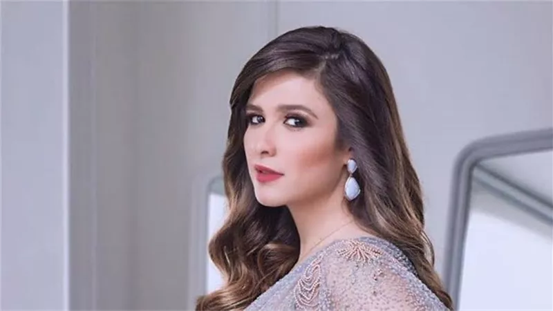 بالصور.. ياسمين عبد العزيز تحتفي ببدء تصوير وتقابل حبيب