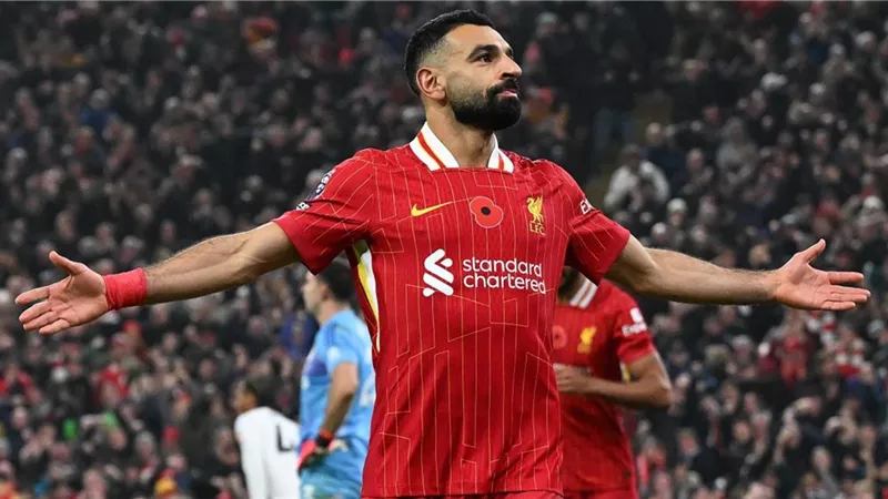 عملاق إيطاليا يدخل صراع المنافسة على ضم محمد صلاح.. مفاجأة جديدة 