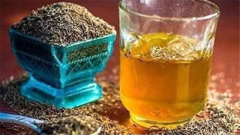 10 فوائد مذهلة لشرب الكمون المغلي.. علاج سحري للعديد من الأمراض والفيروسات