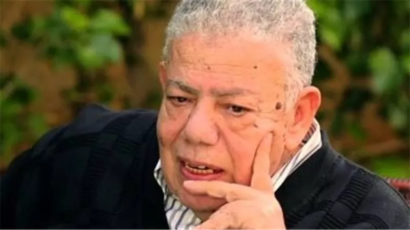 تدهور الحالة الصحية للسيناريست بشير الديك ووضعه على أجهزة التنفس لانخفاض الأكسجين 