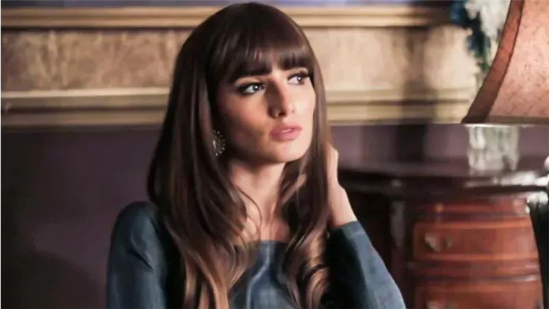 زينة تؤدي مناسك العمرة بعد حضور فعاليات مهرجان البحر الأحمر السينمائي
