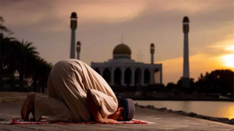 موعد أذان الفجر اليوم الإثنين 3 فبراير 2025 داخل المحافظات