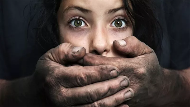 إحالة سائق للمحاكمة بتهمة التحرش بفتاة مصابة بالتوحد في الدقي