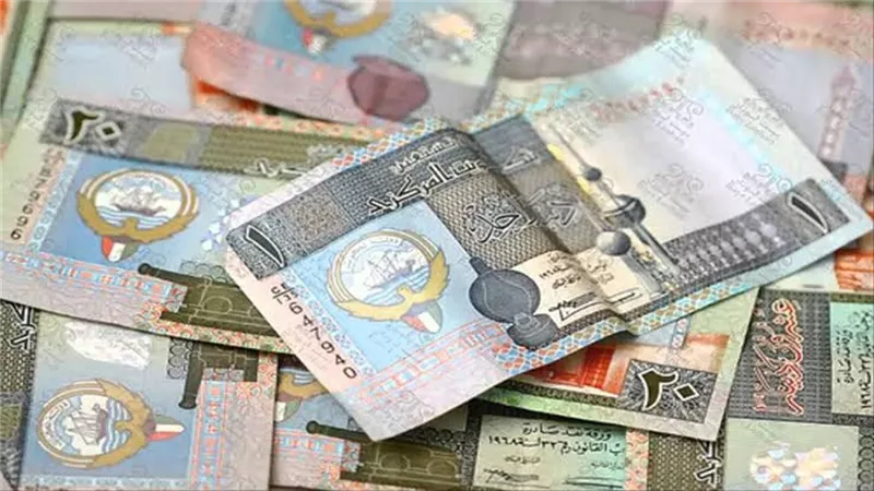 تراجع سعر الدينار الكويتي مقابل الجنيه المصري اليوم الأحد 8 ديسمبر 2024.. ‎وصل كام؟