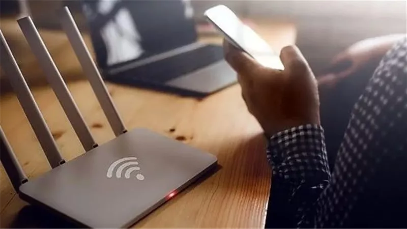 قائمة أسعار كروت الشحن وباقات الإنترنت الأرضي.. بعد الزيادة 
