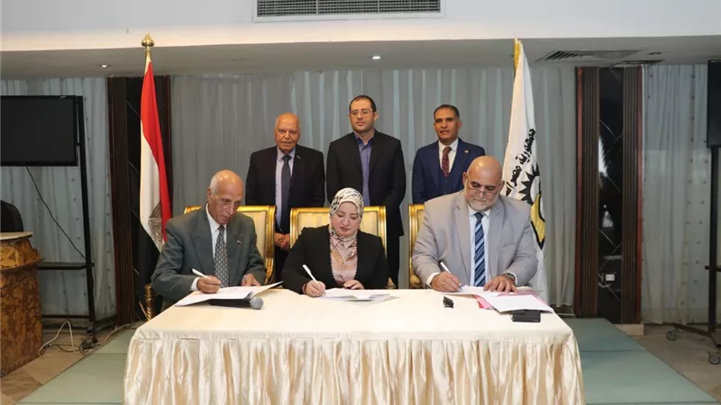 تفاصيل خطة وزارة العمل لرفع كفاءة المهن التعليمية والزراعية في مصر