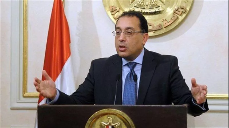 رئيس الوزراء المصري يبحث مع نظيره القطري سبل التعاون بين البلدين 