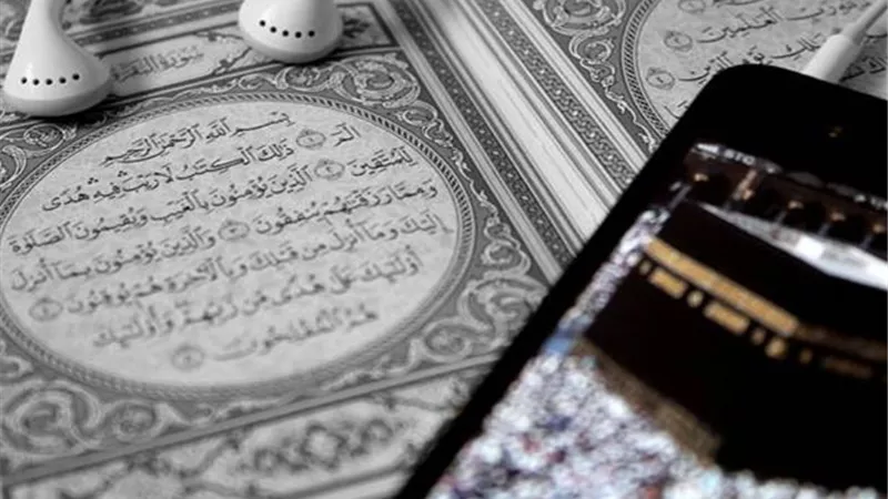 أيهما أكثر ثوابًا سماع القرآن أم قراءته؟.. الإفتاء ترد