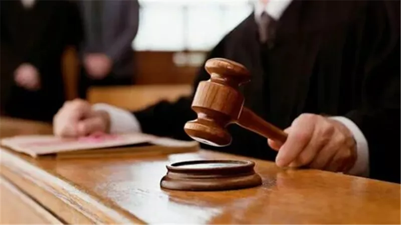 محاكمة 3 رجال أعمال أباحوا لأنفسهم جمع ثروة من تجارة المخدرات