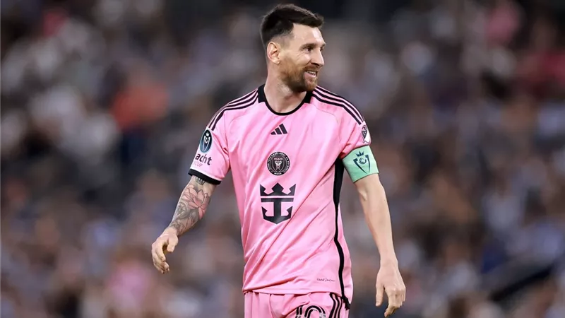 منافس الأهلي.. هل يرحل ليونيل ميسي عن إنتر ميامي قبل المونديال ؟