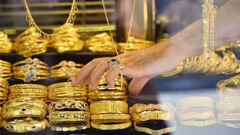 ميزان الذهب.. تراجع 40 جنيهًا في أسعار الذهب اليوم بعد ارتفاع كبير 