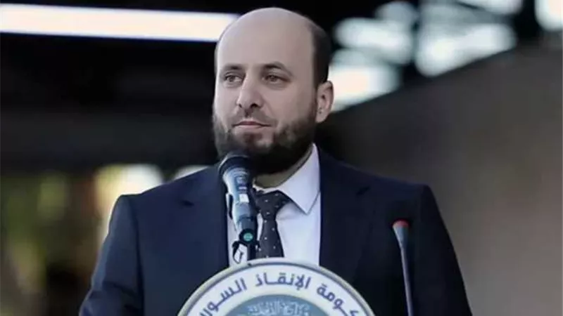 هل ينقذ محمد البشير رئيس الحكومة الانتقالية سوريا؟
