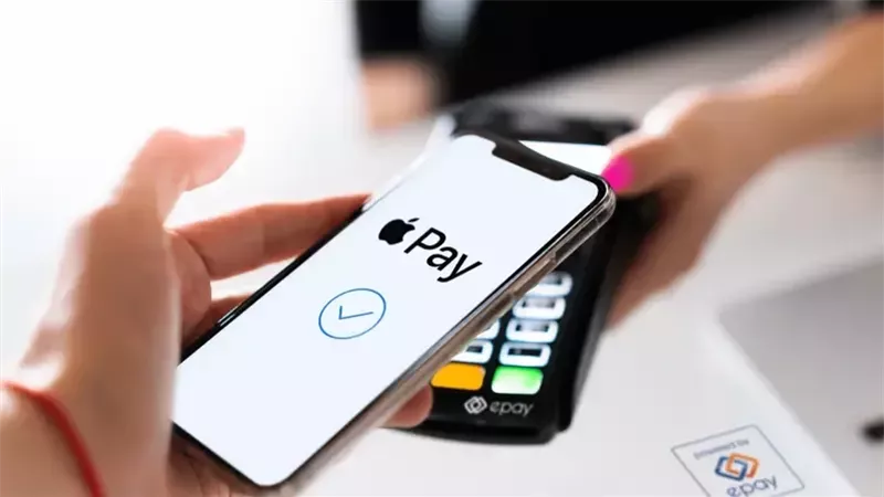 بعد تفعيلها على خدمات البنوك الجديدة.. معلومات هامة عن خدمة Apple Pay