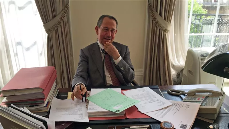 معلومات عن فواز الأخرس صهر بشار الأسد الذي فرضت أمريكا عقوبات عليه