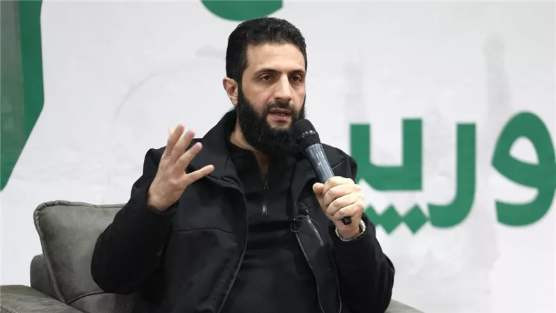 إسرائيل تريد التقارب وواشنطن قد ترفع إسم الجولاني من قوائم الإرهاب 
