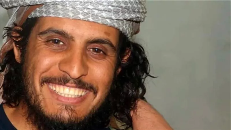 قصة عبد الباسط الساروت من حارس مرمي إلي شهيد الثورة السورية
