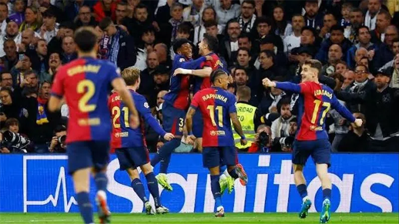 مجانا.. القنوات الناقلة لمباراة برشلونة ودورتموند في دوري الأبطال.. تفاصيل 
