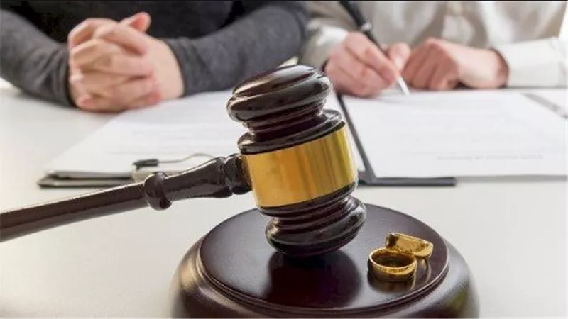 دعوى طلاق تقيمها الزوجة بمحكمة الأسرة.. والسبب: 