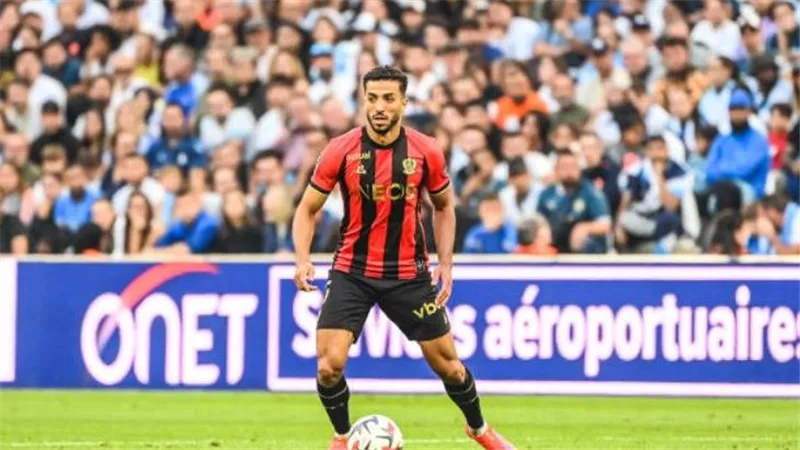 موقف محمد عبد المنعم من المشاركة في مباراة نيس ضد سانت جيلواز