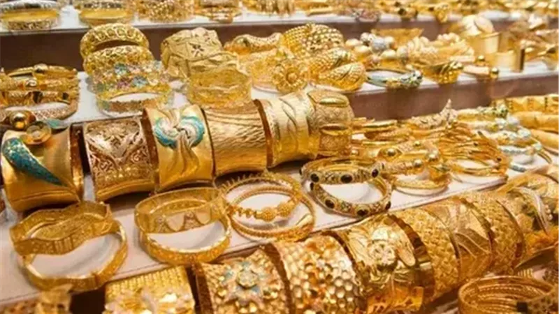 هبوط حاد في أسعار الذهب بمنتصف تعاملات اليوم الأربعاء 11-12-2024