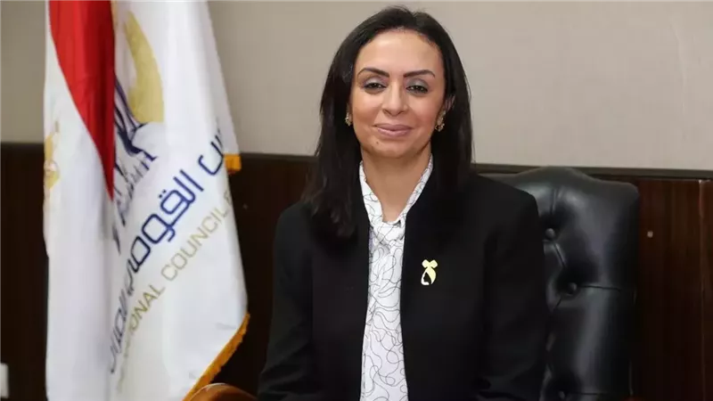 بتجبره على التسول.. التحقيق في واقعة إقامة طفل بالشارع ورفضه العودة لوالدته