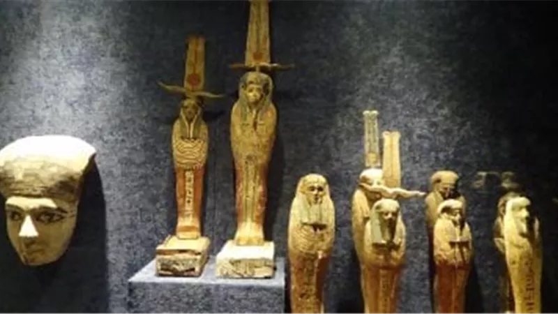 الرئيس السيسي يستعيد كنوز مصر من أيرلندا خلال زيارته الأخيرة 