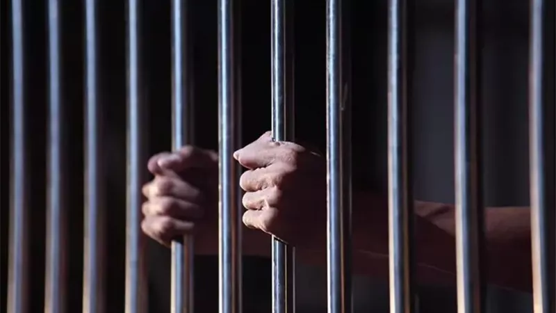 ضحية الحجز.. حكاية مصرع شخص على يد زميليه بقسم شرطة مصر القديمة