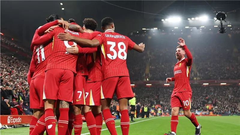 مفاجآت في تشكيل ليفربول ضد ساوثهامبتون بكأس الرابطة.. غياب محمد صلاح 