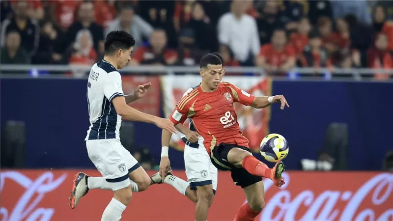 الأهلي ضد باتشوكا في كأس إنتركونتيننتال.. شوط أول سلبي وخطورة حمراء