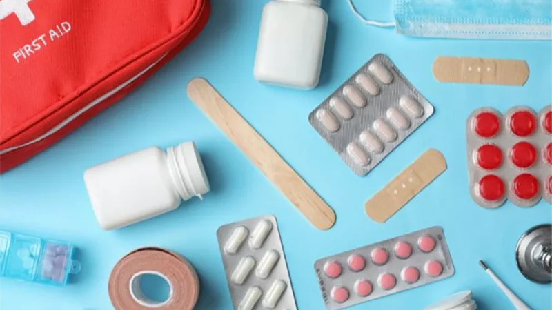 أهم الإسعافات الأولية التي يجب أن يعرفها الأهل في حالات الطوارئ